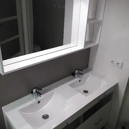 Atico Centrico, 50m De La Playa, Vista Al Mar Y Al Penon, Gran Terraza, Parking, Wifi Fibra Кальпе