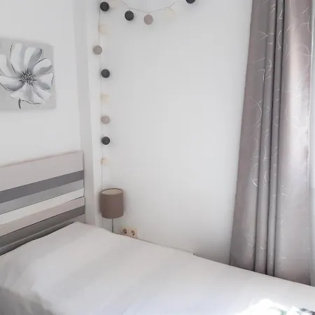 Atico Centrico, 50m De La Playa, Vista Al Mar Y Al Penon, Gran Terraza, Parking, Wifi Fibra * Кальпе