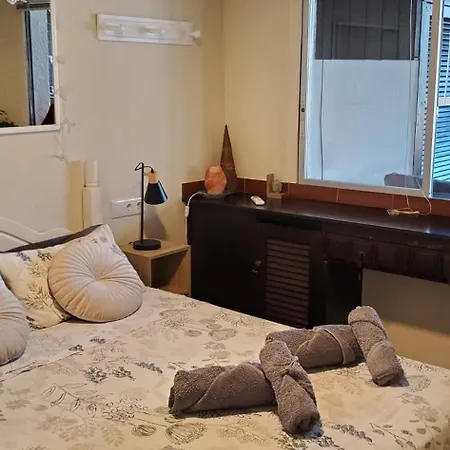 Atico Centrico, 50m De La Playa, Vista Al Mar Y Al Penon, Gran Terraza, Parking, Wifi Fibra * Calp