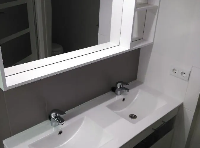 Atico Centrico, 50m De La Playa, Vista Al Mar Y Al Penon, Gran Terraza, Parking, Wifi Fibra Calpe