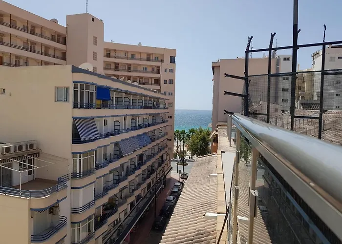 Atico Centrico, 50m De La Playa, Vista Al Mar Y Al Penon, Gran Terraza, Parking, Wifi Fibra Calp