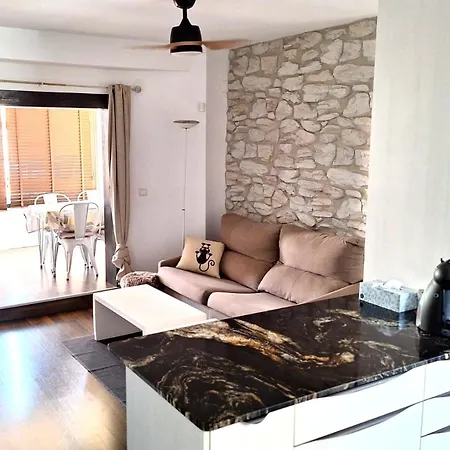 Atico Centrico, 50m De La Playa, Vista Al Mar Y Al Penon, Gran Terraza, Parking, Wifi Fibra