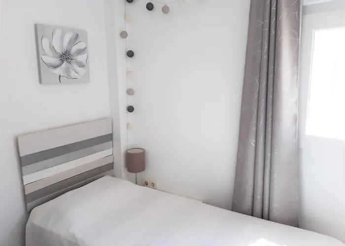 Atico Centrico, 50m De La Playa, Vista Al Mar Y Al Penon, Gran Terraza, Parking, Wifi Fibra * Calpe