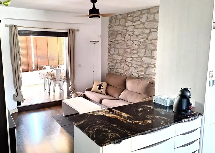 Atico Centrico, 50m De La Playa, Vista Al Mar Y Al Penon, Gran Terraza, Parking, Wifi Fibra